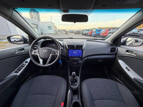 Hyundai Solaris I Рестайлинг с пробегом 2016 года, цена 855 000 рублей, 109000 км, седан, Автокод Объявления