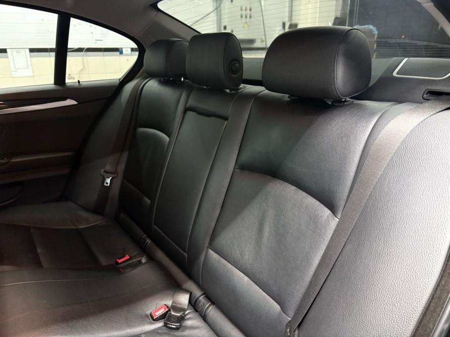 BMW 5 серии VI (F10/F11/F07) Рестайлинг Ростов-на-Дону  - изображение 16