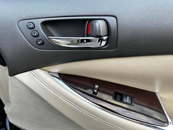 Lexus ES V Рестайлинг с пробегом 2010 года, цена 1 290 000 рублей, 288000 км, седан, Автокод Объявления