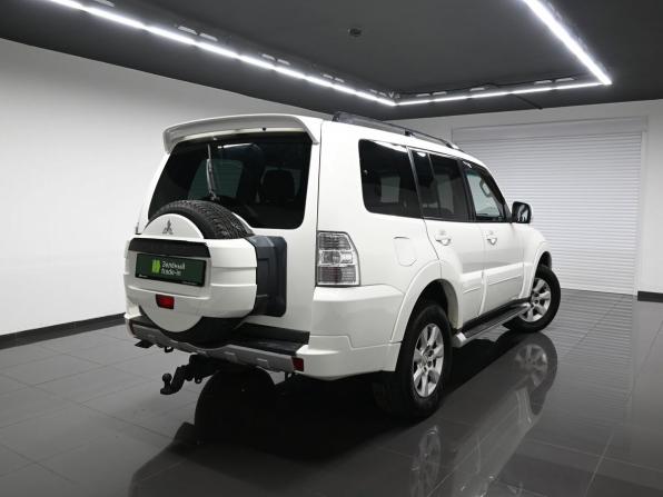Mitsubishi Pajero IV Рестайлинг 1 с пробегом 2012 года, цена 1 895 000 рублей, 240272 км, внедорожник, Автокод Объявления