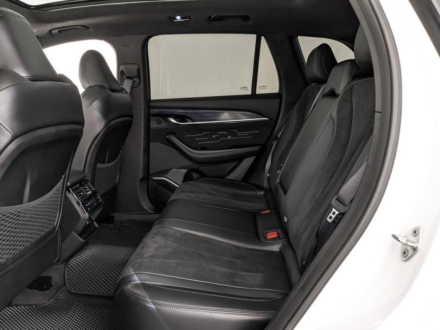 Geely Monjaro I Москва  - изображение 17