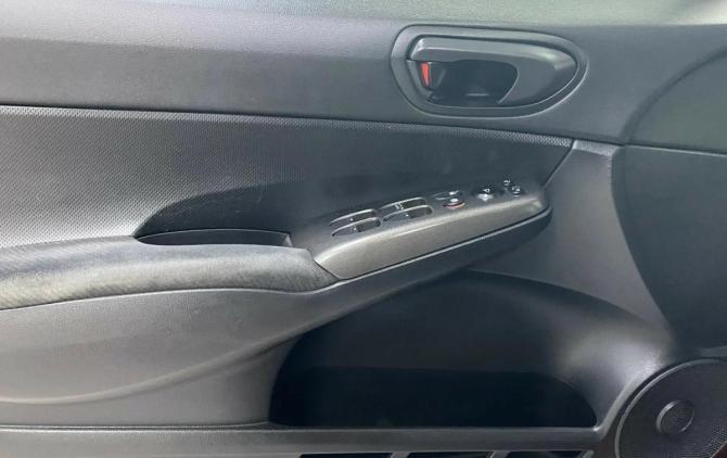 Honda Civic VIII Рестайлинг с пробегом 2011 года, цена 920 820 рублей, 205500 км, седан, Автокод Объявления