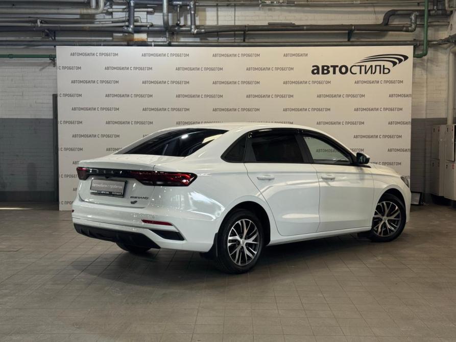Geely Emgrand II Санкт-Петербург  - изображение 4