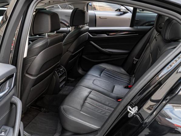 BMW 5 серии VII (G30/G31/G38) с пробегом 2019 года, цена 3 999 000 рублей, 104913 км, седан, Автокод Объявления
