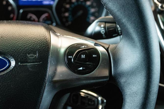 Ford Focus III с пробегом 2012 года, цена 690 000 рублей, 183941 км, хэтчбек, Автокод Объявления