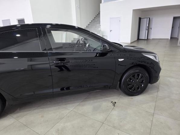 Hyundai Solaris II с пробегом 2019 года, цена 1 349 000 рублей, 107082 км, седан, Автокод Объявления