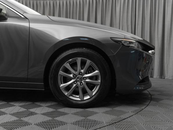 Mazda 3 IV (BP) с пробегом 2019 года, цена 2 230 000 рублей, 71708 км, седан, Автокод Объявления