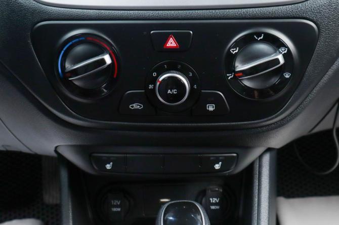 Hyundai Solaris II Рестайлинг с пробегом 2022 года, цена 1 699 000 рублей, 25208 км, седан, Автокод Объявления