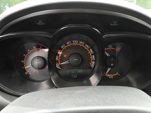 Lada (ВАЗ) Vesta I с пробегом 2019 года, цена 799 000 рублей, 185000 км, седан, Автокод Объявления