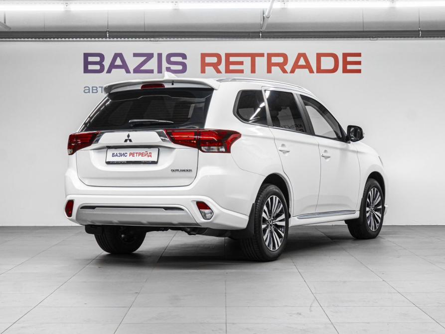 Mitsubishi Outlander III Рестайлинг 3 Тюмень  - изображение 6