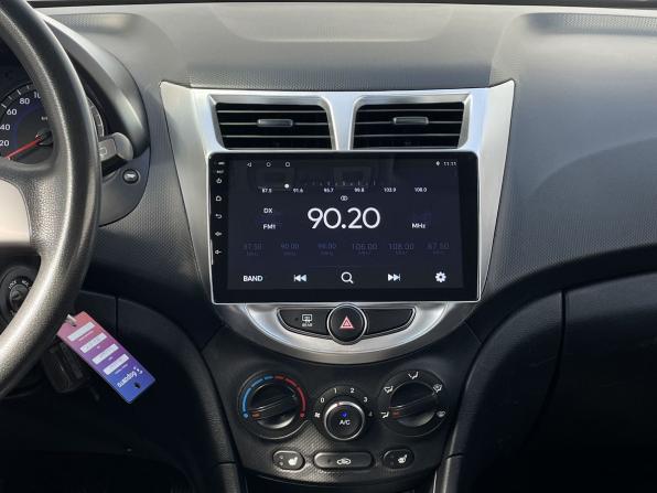 Hyundai Solaris I Рестайлинг с пробегом 2015 года, цена 950 000 рублей, 117116 км, хэтчбек, Автокод Объявления