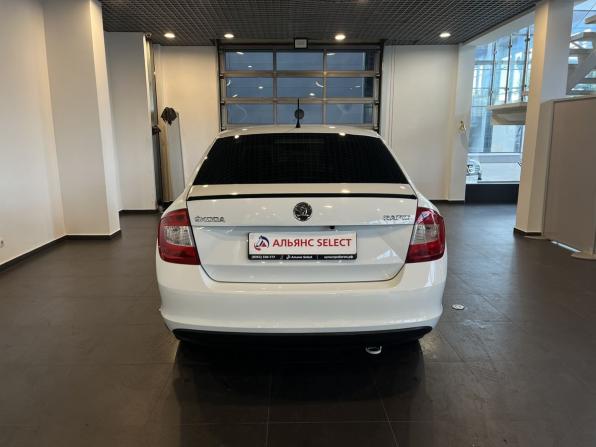 Skoda Rapid I с пробегом 2014 года, цена 495 000 рублей, 211030 км, лифтбек, Автокод Объявления