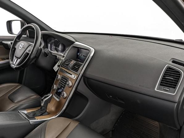 Volvo XC60 I Рестайлинг с пробегом 2017 года, цена 2 650 000 рублей, 110734 км, внедорожник, Автокод Объявления