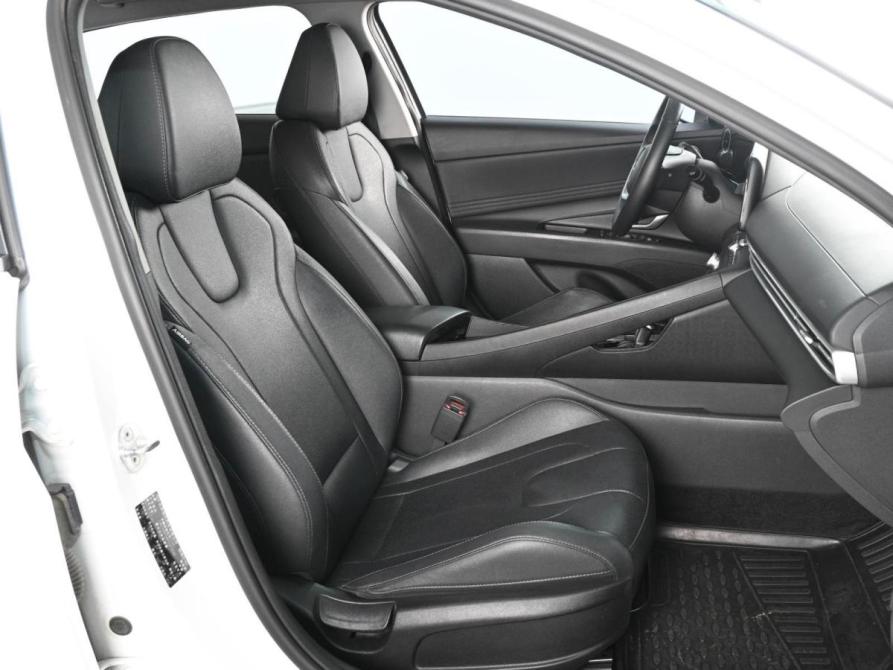 Hyundai Elantra VII (CN7) Рестайлинг Ростов-на-Дону  - изображение 8