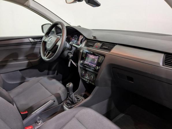 Skoda Rapid I Рестайлинг с пробегом 2019 года, цена 950 000 рублей, 125844 км, лифтбек, Автокод Объявления