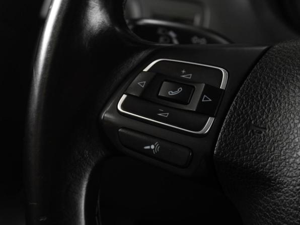 Volkswagen Polo V с пробегом 2014 года, цена 899 000 рублей, 171207 км, седан, Автокод Объявления