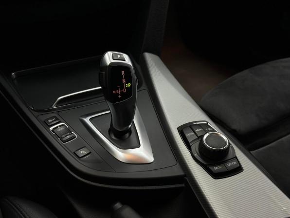 BMW 3 серии VI (F3x) Рестайлинг с пробегом 2017 года, цена 2 650 000 рублей, 132000 км, седан, Автокод Объявления