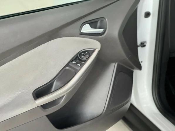 Ford Focus III с пробегом 2014 года, цена 695 000 рублей, 202633 км, хэтчбек, Автокод Объявления