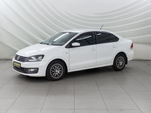 Volkswagen Polo V Рестайлинг с пробегом 2016 года, цена 1 081 000 рублей, 88000 км, седан, Автокод Объявления