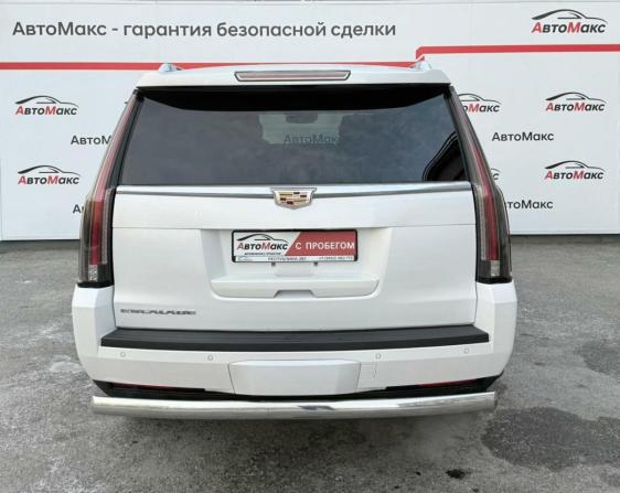 Cadillac Escalade IV с пробегом 2016 года, цена 4 688 000 рублей, 140237 км, внедорожник, Автокод Объявления