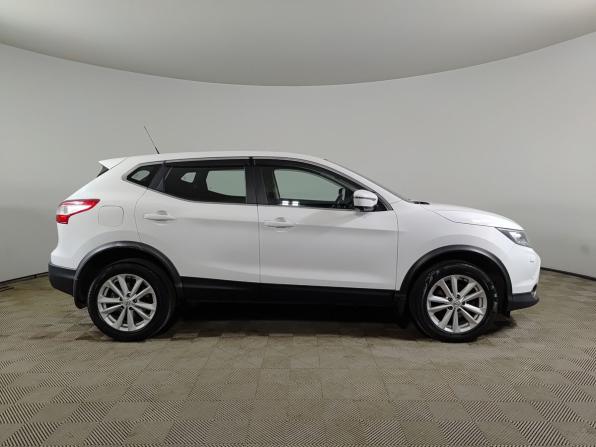 Nissan Qashqai II с пробегом 2016 года, цена 1 580 000 рублей, 175000 км, внедорожник, Автокод Объявления
