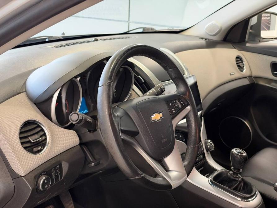 Chevrolet Cruze I Рестайлинг Тверь  - изображение 8