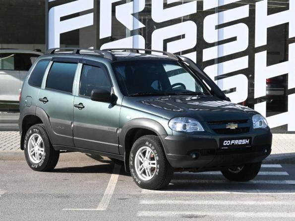 Chevrolet Niva I Рестайлинг с пробегом 2018 года, цена 838 600 рублей, 66965 км, внедорожник, Автокод Объявления