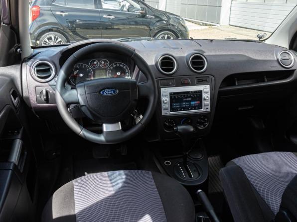 Ford Fusion I Рестайлинг с пробегом 2007 года, цена 680 000 рублей, 158327 км, хэтчбек, Автокод Объявления