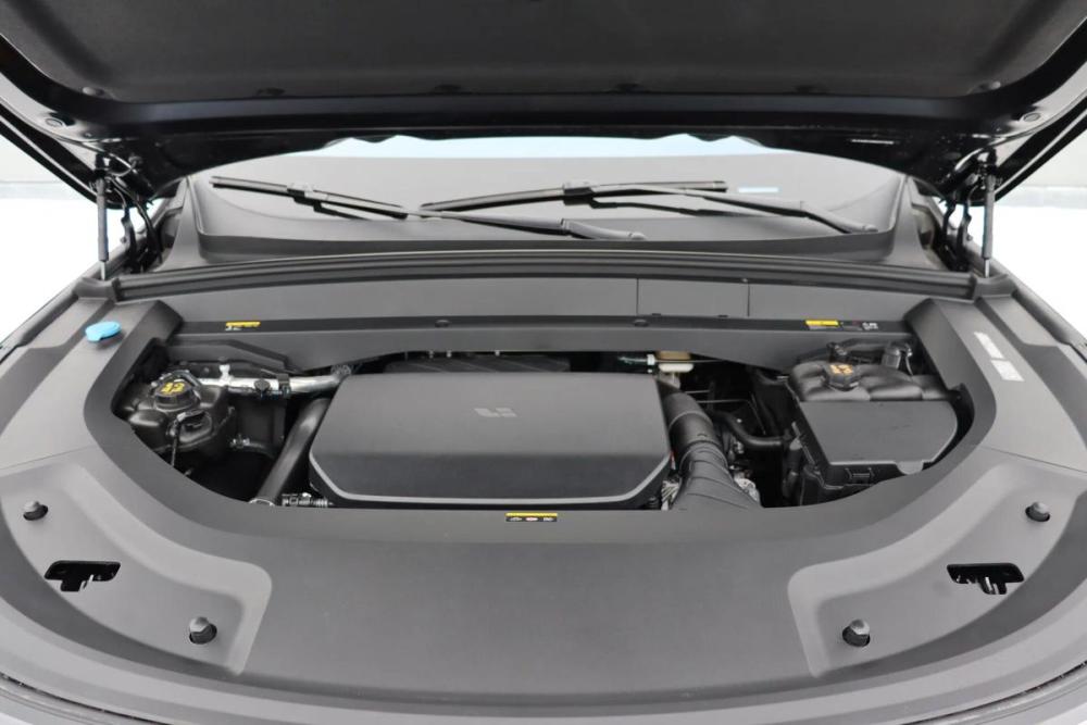 Li Auto (Lixiang) L9 I Рестайлинг Тюмень  - изображение 11