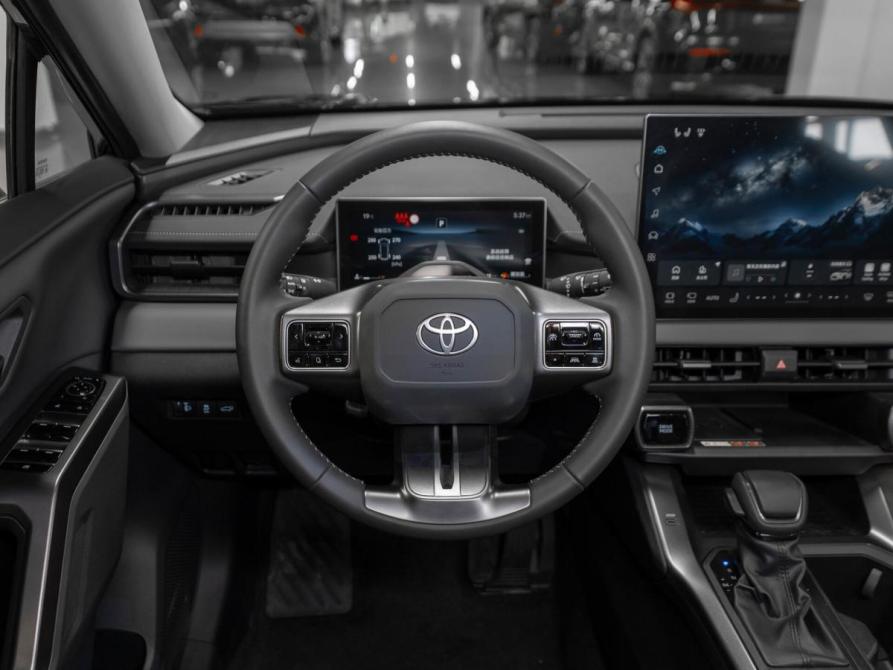 Toyota RAV4 VI (XA60) Москва  - изображение 11