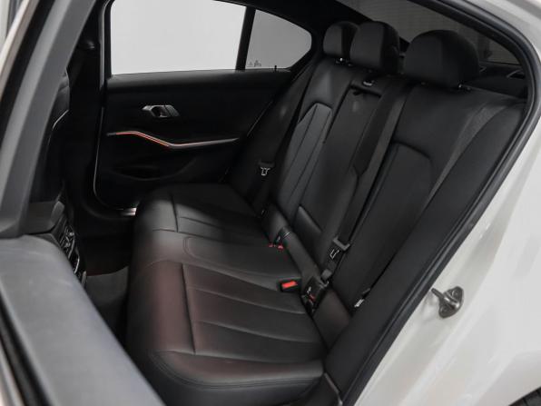 BMW 3 серии VII (G2x) с пробегом 2021 года, цена 3 999 000 рублей, 77015 км, седан, Автокод Объявления