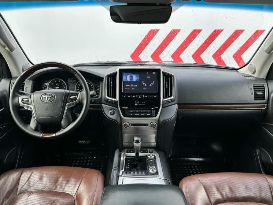 Toyota Land Cruiser 200 Series Рестайлинг 2 Пермь  - изображение 11