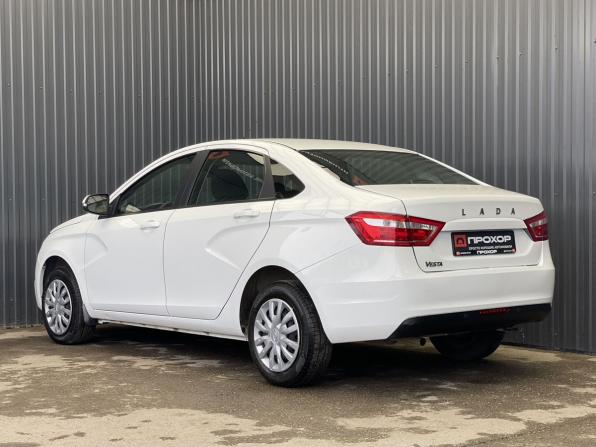 Lada (ВАЗ) Vesta I с пробегом 2022 года, цена 1 077 000 рублей, 52616 км, седан, Автокод Объявления