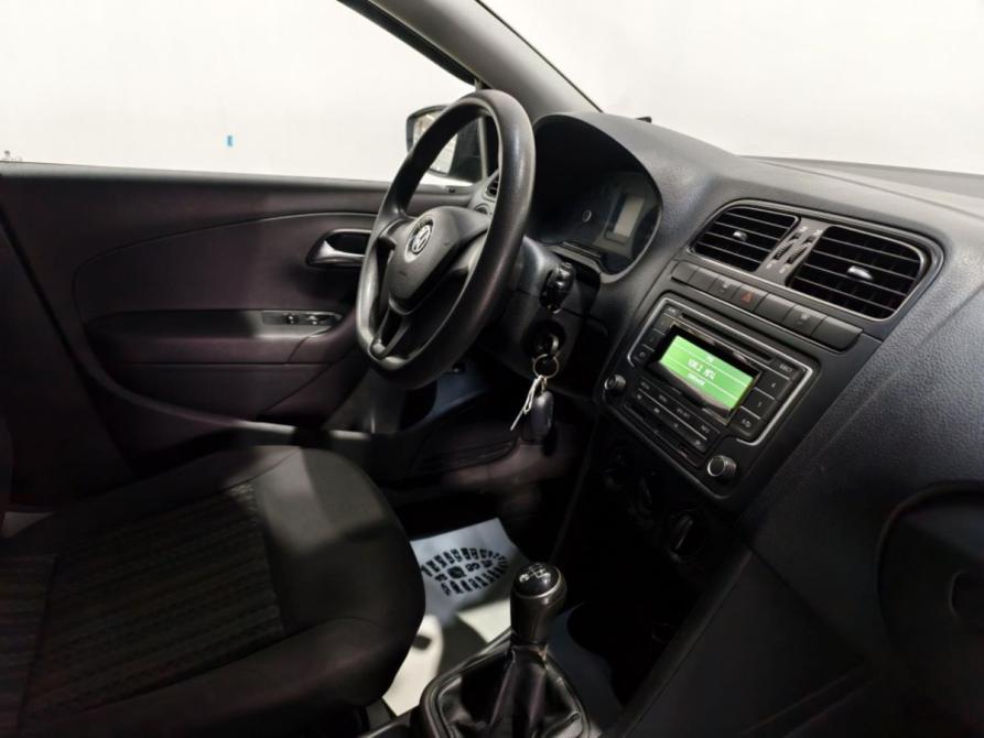 Volkswagen Polo V Рестайлинг Курск  - изображение 6