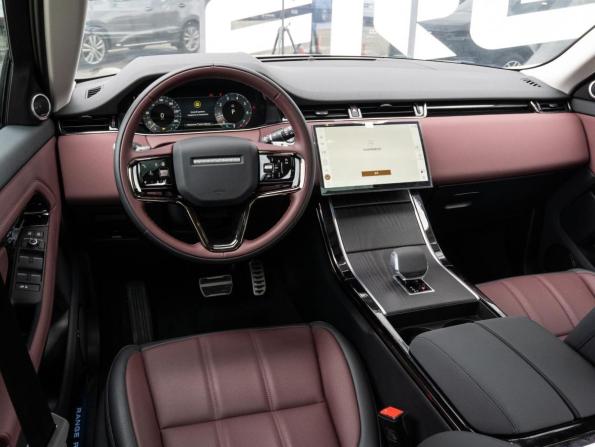 Land Rover Range Rover Evoque II Рестайлинг с пробегом 2025 года, цена 5 850 000 рублей, 63 км, внедорожник, Автокод Объявления