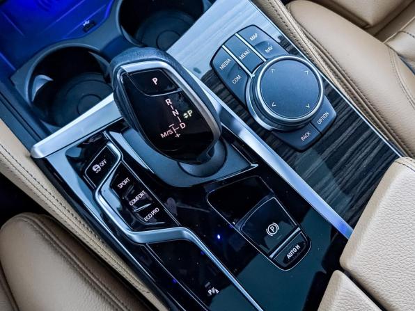 BMW 5 серии VII (G30/G31/G38) Рестайлинг с пробегом 2021 года, цена 4 600 000 рублей, 43290 км, седан, Автокод Объявления