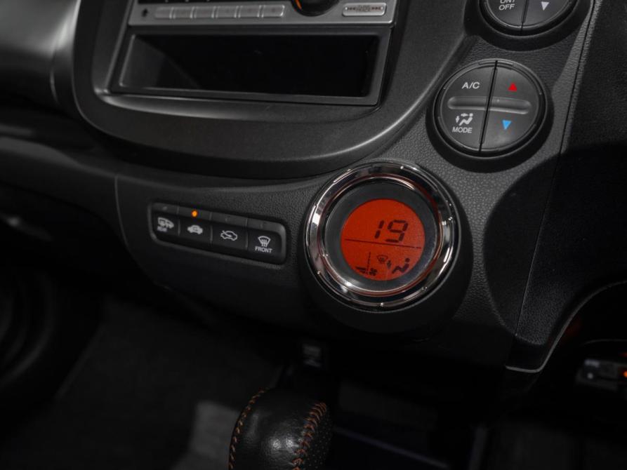 Honda Fit II Москва  - изображение 14