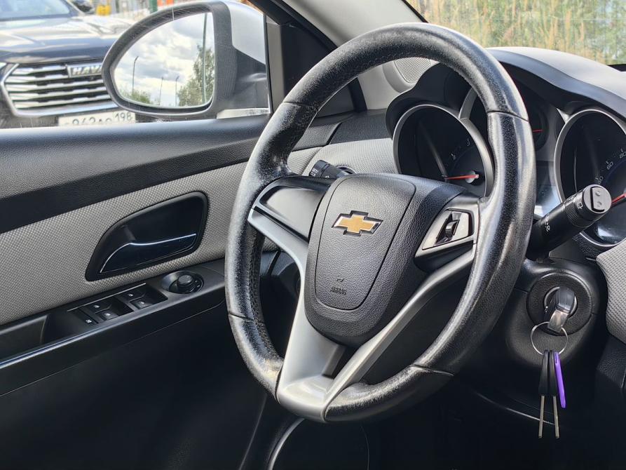Chevrolet Cruze I Рестайлинг Санкт-Петербург  - изображение 11