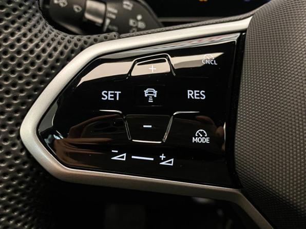 Volkswagen Tiguan III (China Market) с пробегом 2025 года, цена 4 250 000 рублей, 3004 км, внедорожник, Автокод Объявления