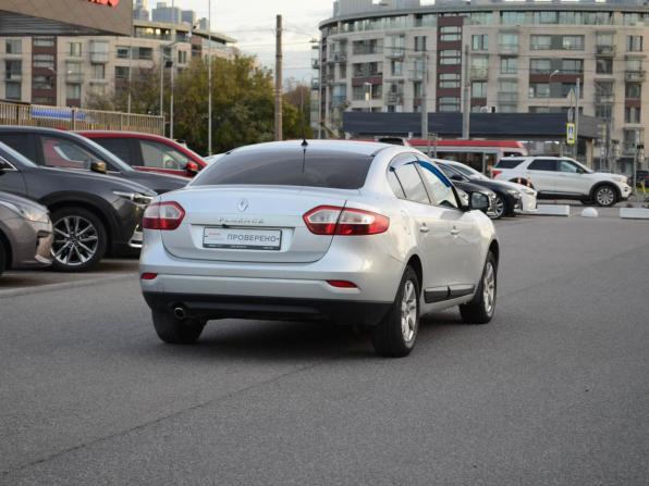 Renault Fluence I с пробегом 2011 года, цена 370 000 рублей, 305000 км, седан, Автокод Объявления