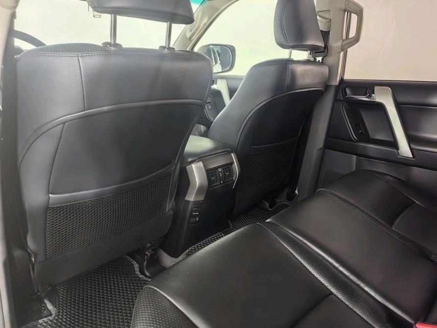 Toyota Land Cruiser Prado 150 Series Рестайлинг 1 Санкт-Петербург  - изображение 21