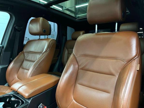 Volkswagen Touareg II с пробегом 2014 года, цена 2 379 900 рублей, 274300 км, внедорожник, Автокод Объявления