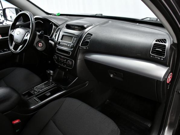 Kia Sorento II Рестайлинг с пробегом 2013 года, цена 1 797 000 рублей, 158000 км, внедорожник, Автокод Объявления