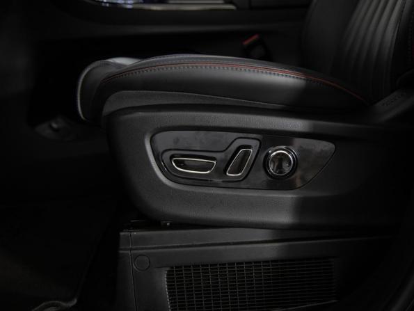 GAC M8 с пробегом 2024 года, цена 4 499 000 рублей, 21000 км, минивэн, Автокод Объявления