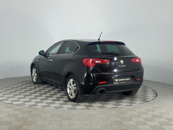Alfa Romeo Giulietta III с пробегом 2011 года, цена 590 000 рублей, 227493 км, хэтчбек, Автокод Объявления