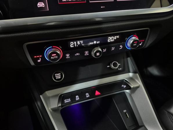 Audi Q3 II (F3) с пробегом 2020 года, цена 3 300 000 рублей, 103460 км, внедорожник, Автокод Объявления