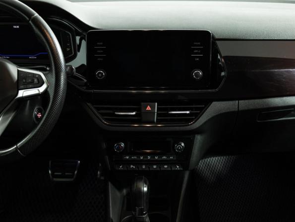 Volkswagen Polo VI с пробегом 2021 года, цена 1 899 700 рублей, 66217 км, лифтбек, Автокод Объявления