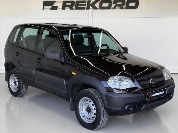 Chevrolet Niva I Рестайлинг с пробегом 2018 года, цена 760 000 рублей, 63281 км, внедорожник, Автокод Объявления