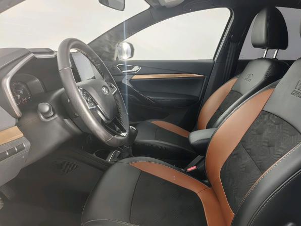 Lada (ВАЗ) Vesta I Рестайлинг (NG) с пробегом 2023 года, цена 1 299 000 рублей, 46500 км, седан, Автокод Объявления