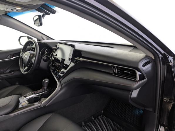 Toyota Camry VIII (XV70) Рестайлинг с пробегом 2021 года, цена 3 495 000 рублей, 56398 км, седан, Автокод Объявления